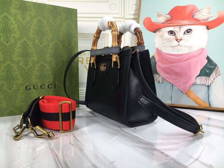 Gucci Shopping Bags